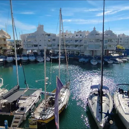 The Seven Seas Apartment *